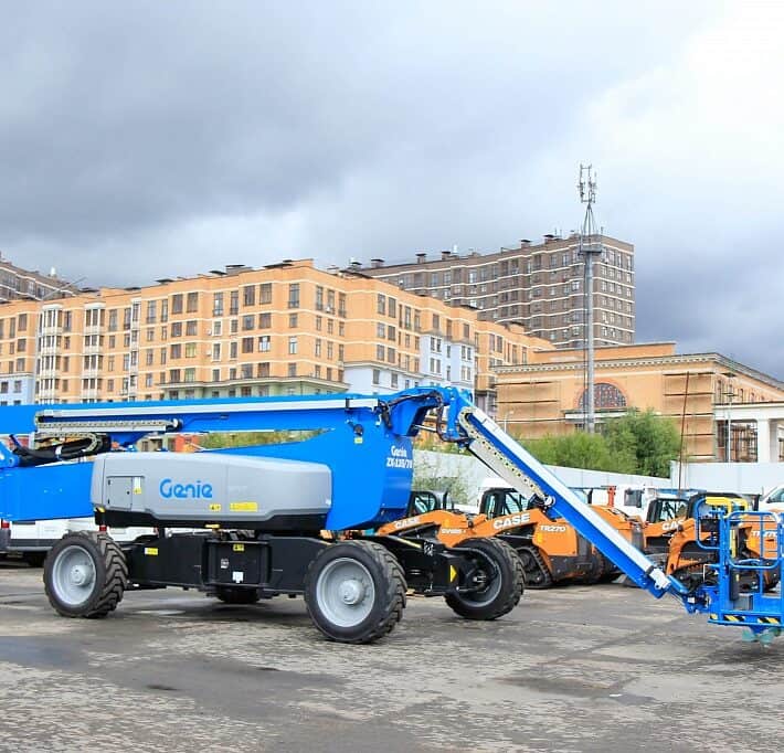 Коленчатый подъемник Genie ZX-135/70